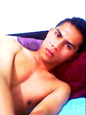 Date this voluptuous Colombia man Andrews from Bogota CO7492