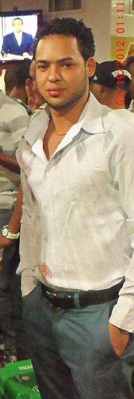 Date this nice looking Dominican Republic man Busco from Santiago DO8488