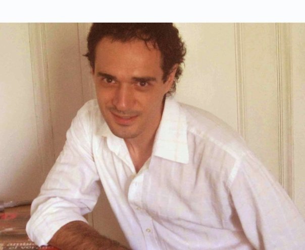 Date this sensual Chile man Rodrigo from Santiago CL55