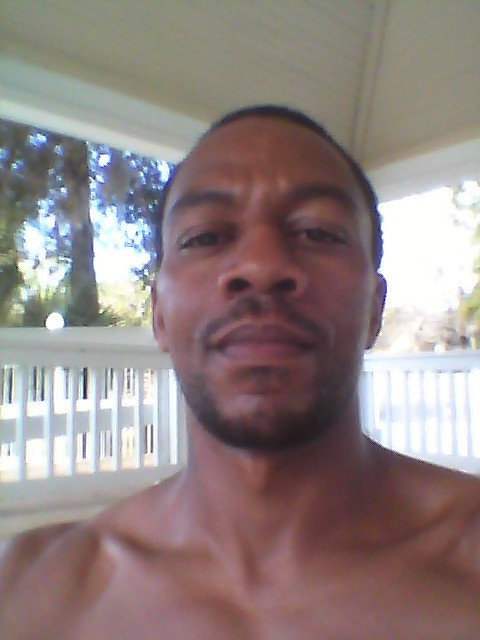 Date this hard body United States man 8679 from Kissimmee US10899