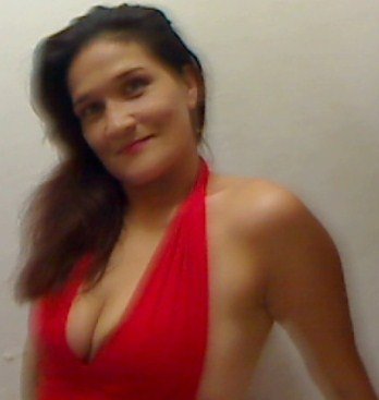 Date this sensual Colombia girl Claudia from Cali CO7577