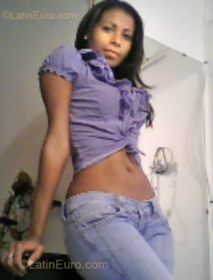 Date this passionate Colombia girl Alexandra from Cali CO7611