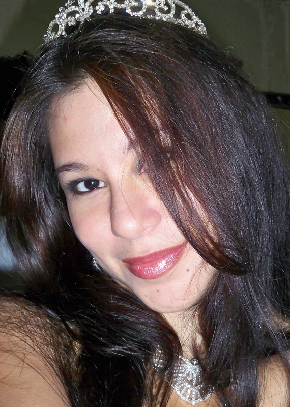 Date this young Ecuador girl Dejaneira Garca from Guayaquil EC131