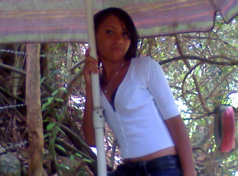 Date this exotic Dominican Republic girl Elizabeth from Santo Domingo DO8766