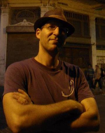 Date this voluptuous Colombia man Santiago33 from Cali CO7620