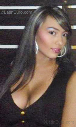 Date this tall Colombia girl Laura Gomez from Medellin CO7950