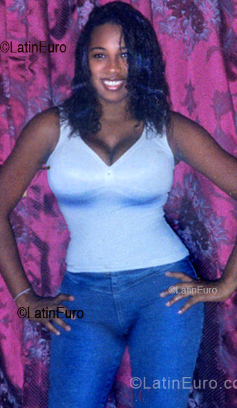 Date this delightful Brazil girl Maysa Cristina from Rio de Janeiro BR5943