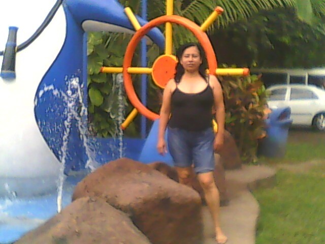 Date this gorgeous El Salvador girl Pati450 from San Salvador US11154