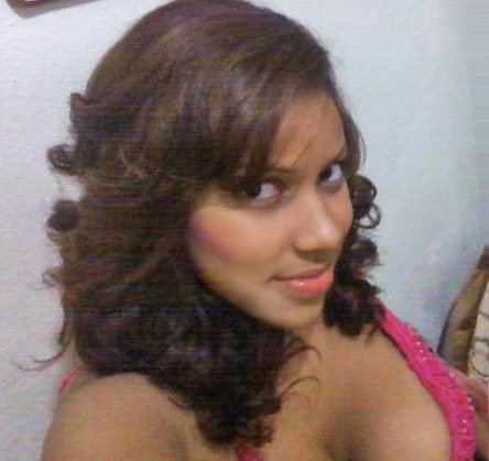 Date this athletic Dominican Republic girl Rosemary from Santiago DO8972