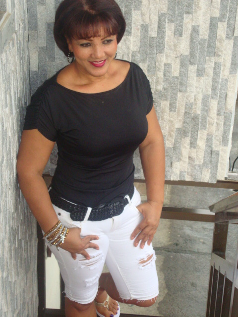 Date this pretty Colombia girl ABIERTO from Cali CO7709