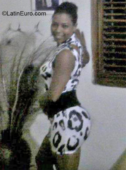 Date this tall Dominican Republic girl Leury from San Cristobal DO8983