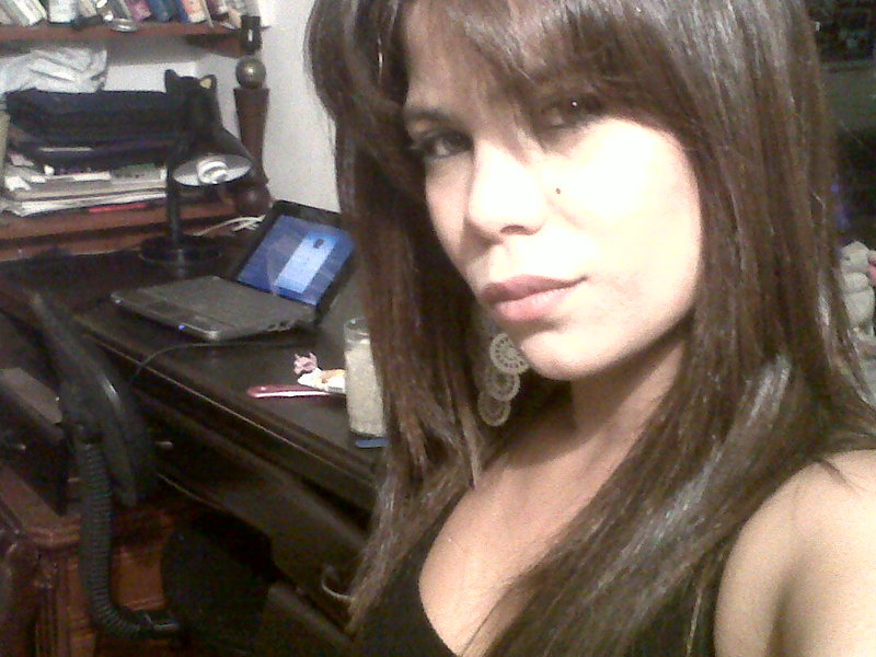 Date this nice looking Colombia girl Lina rico from Bogota CO7726