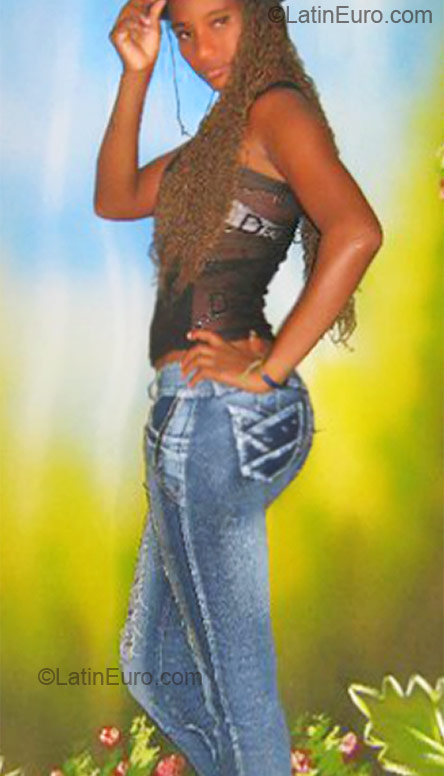 Date this voluptuous Colombia girl Bianchi from Popayan CO7755