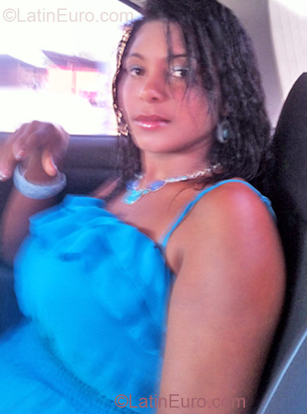 Date this voluptuous Dominican Republic girl Ana from Santiago DO24553
