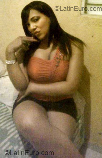 Date this delightful Dominican Republic girl Zula from Santiago DO9052