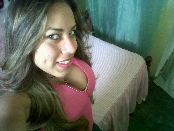 Date this charming Dominican Republic girl Sheilys from Santo Domingo DO9142