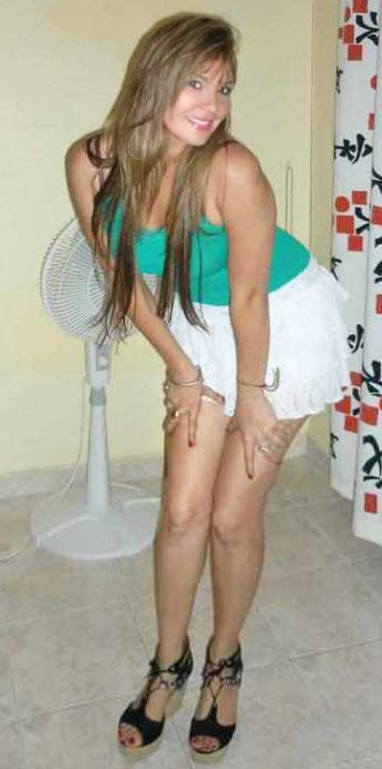 Date this young Colombia girl Mairaalejandra from Bucaramanga CO7845