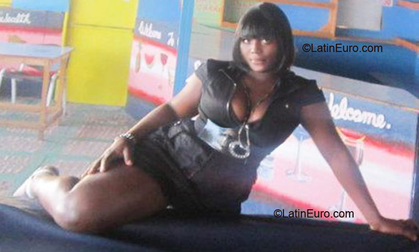 Date this sultry Jamaica girl Ian - Tash from Montego Bay JM340