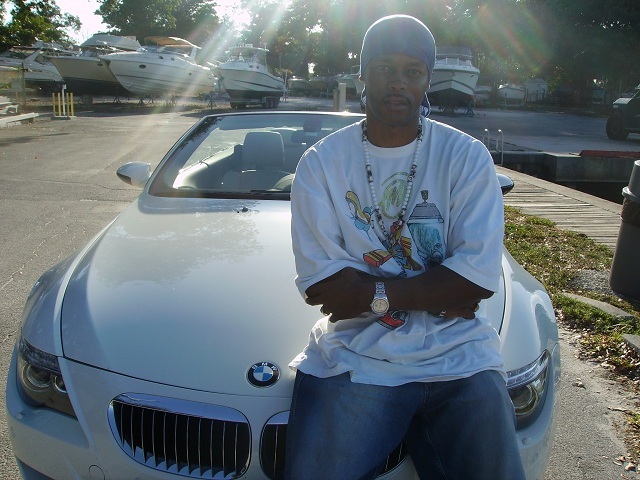 Date this sultry United States man Logic from Miami US11283