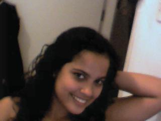 Date this nice looking Brazil girl Anna from Recife BR7309