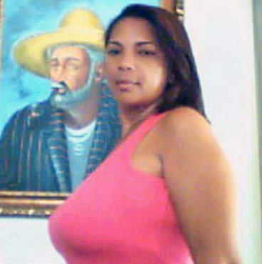 Date this good-looking Dominican Republic girl Cris from Santiago DO9250