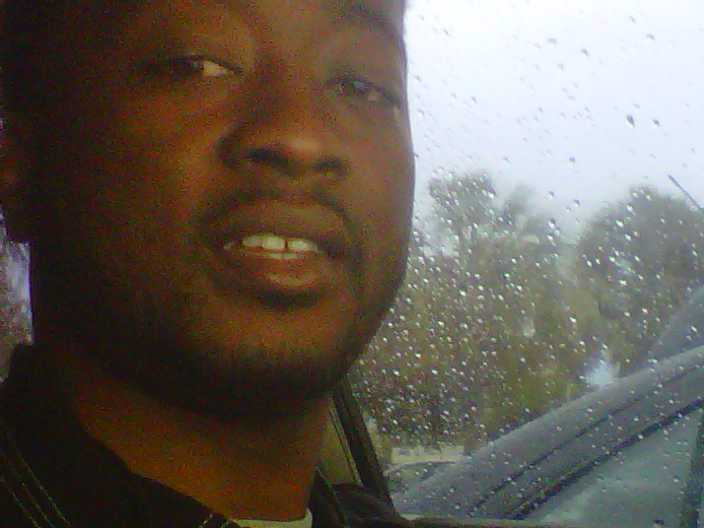 Date this young United States man Tazmenia from Naples US11346