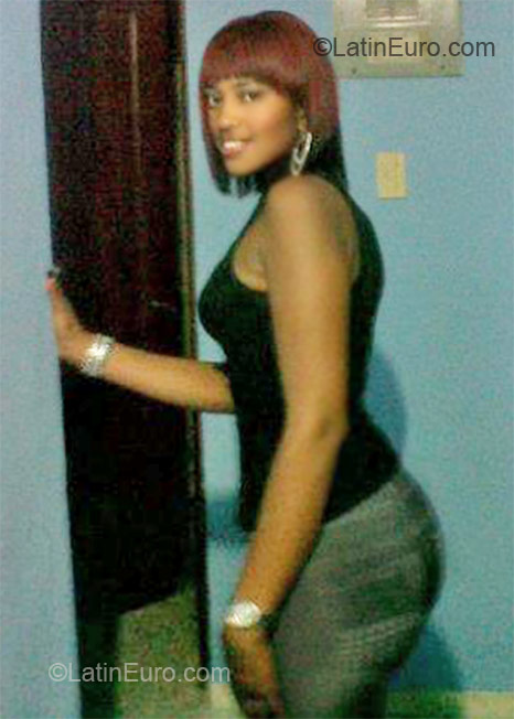 Date this charming Dominican Republic girl Katherine from San Juan DO11328