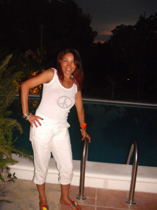Date this good-looking Dominican Republic girl Neris from Santiago DO9327