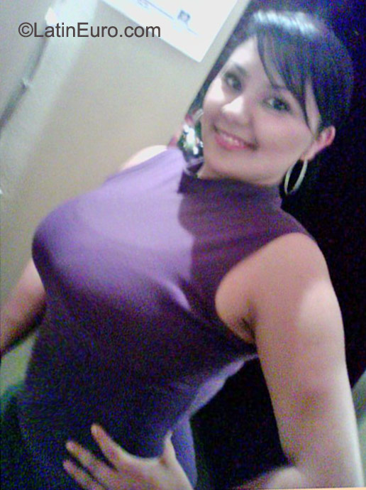 Date this fun Colombia girl Erica from Medellin CO8039