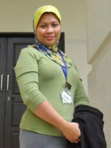 Date this charming Malaysia girl Halimatrazak from Selangor:Ampang MY48