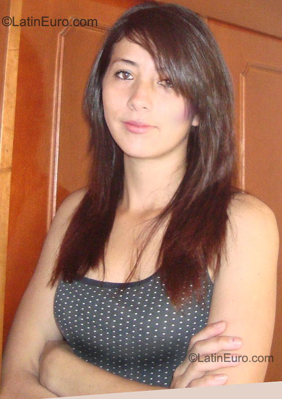 Date this delightful Colombia girl Paula from Bogota CO8139