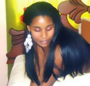 Date this georgeous Dominican Republic girl Carolina from Santo Domingo DO9484