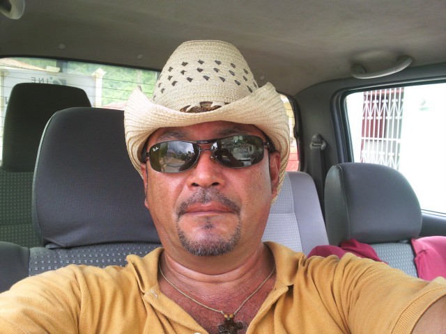 Date this happy Honduras man RamÃ³n from Tegucigalpa HN433