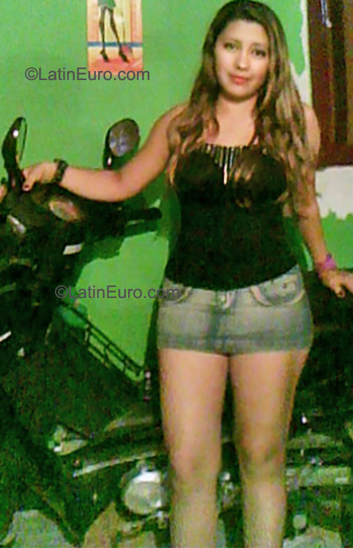 Date this georgeous Colombia girl Lady from Neiva CO8266