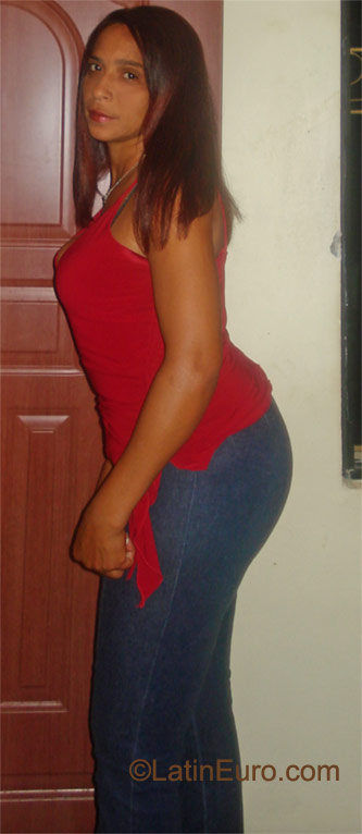 Date this young Dominican Republic girl Marisel from Santo Domingo DO9675