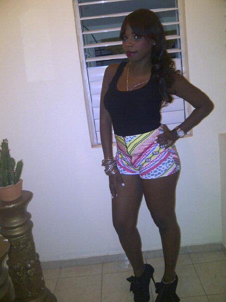 Date this foxy Dominican Republic girl Sheyla from Rep.dom DO9682