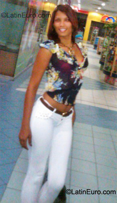 Date this young Dominican Republic girl Marjorie from Santiago De Los Caballeros DO9707