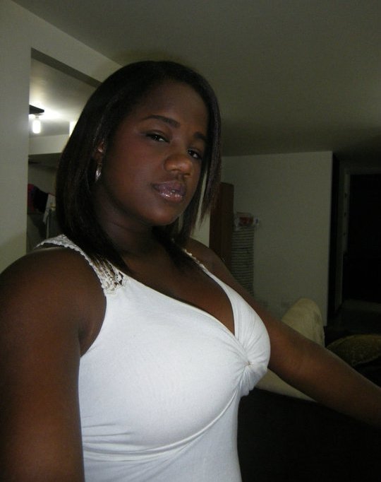 Date this beautiful Colombia girl Silvia from Cali CO8428