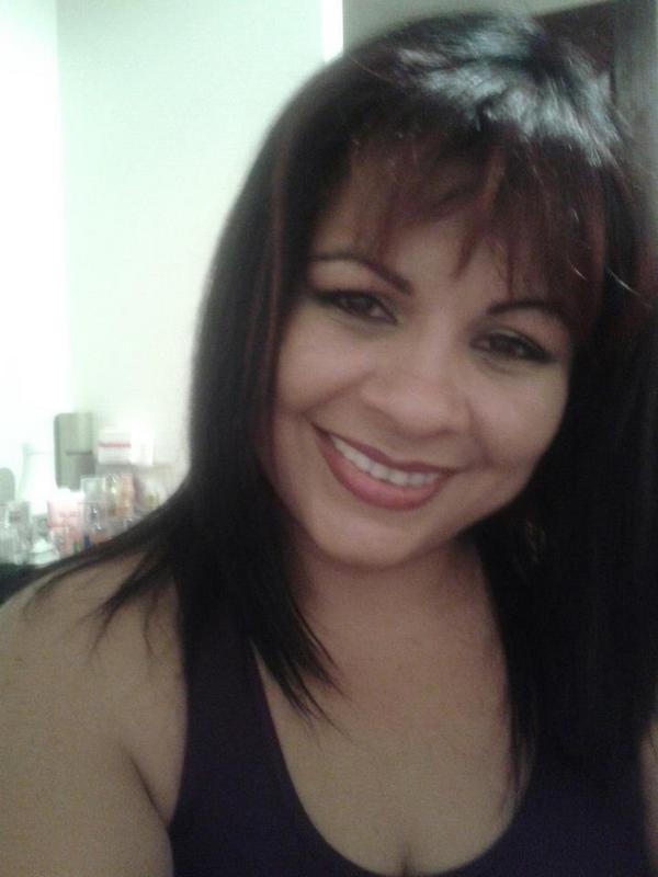 Date this attractive Costa Rica girl Samy38 from San Jose CR125