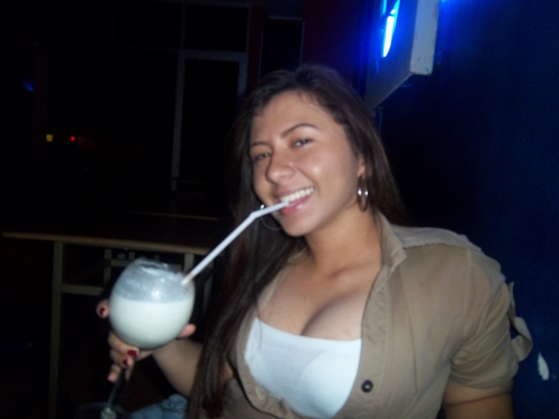 Date this funny Colombia girl Pao from Armenia CO8462