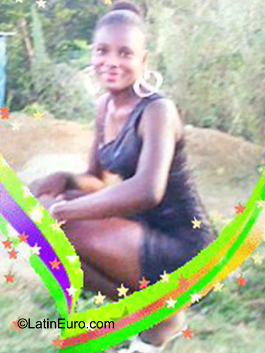 Date this charming Jamaica girl Anei from Montego Bay JM380