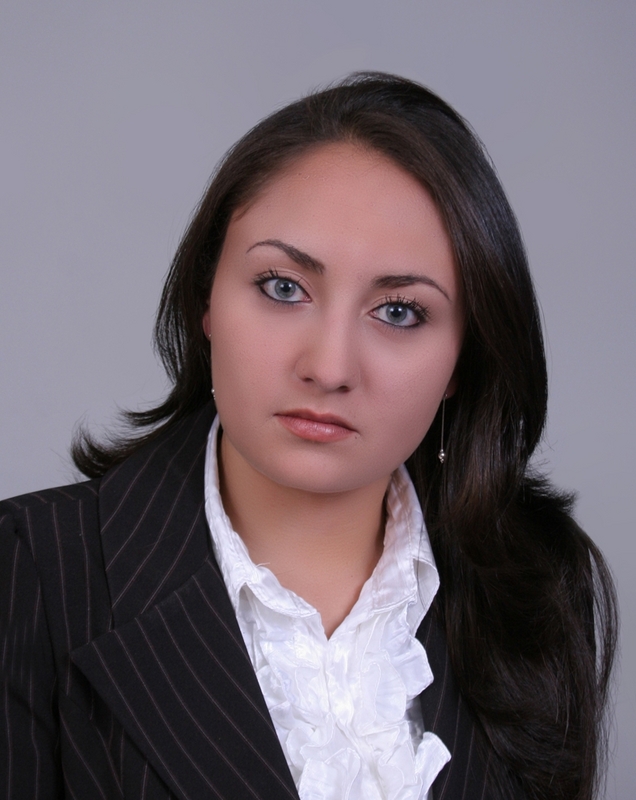 Date this lovely Colombia girl GREENEYES from Bogota CO8554