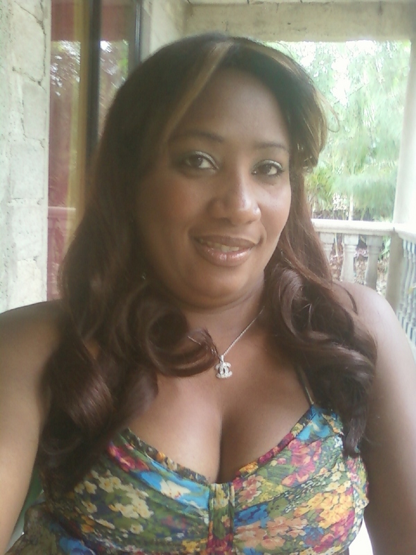 Date this nice looking Dominican Republic girl Miriamtudiabla from Santiago DO9839
