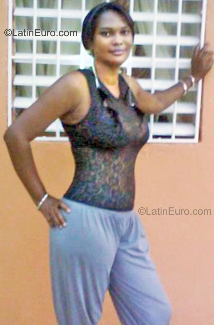 Date this young Dominican Republic girl Katy from Santo Domingo DO9849