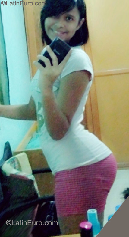 Date this delightful Dominican Republic girl Miranda28 from Puerto Plata DO9883