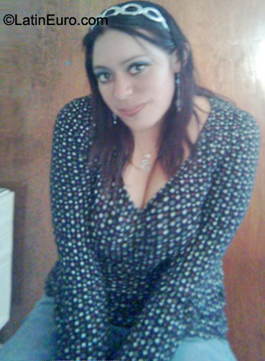 Date this charming Mexico girl Carolina from Mexico City MX521