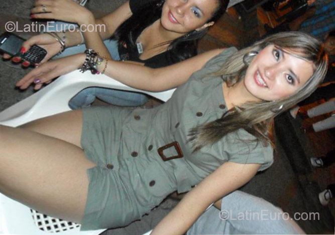 Date this gorgeous Colombia girl Mayra lorena from Bogota CO11869