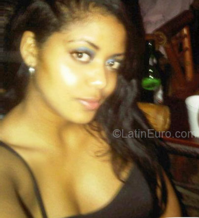 Date this charming Dominican Republic girl Loly from Santo Domingo DO11511