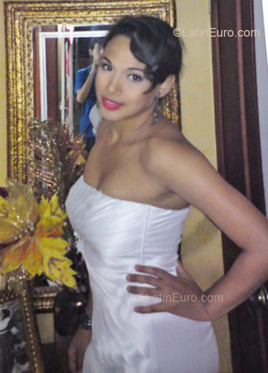 Date this tall Colombia girl Didy from Barranquilla CO8847