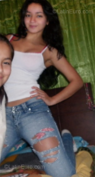 Date this sultry Colombia girl Katherine from Bogota CO9672